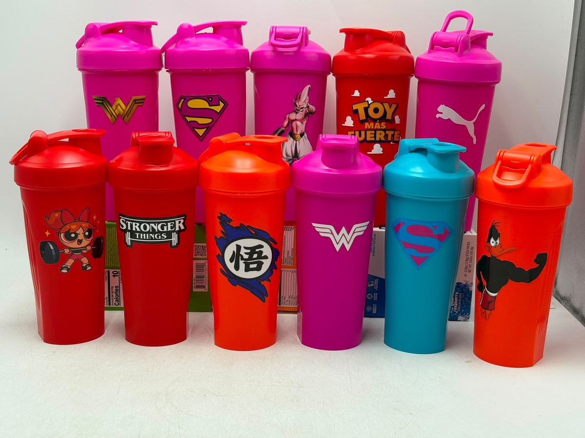 Shakers rosa fucsia 700 ml con diseños variados